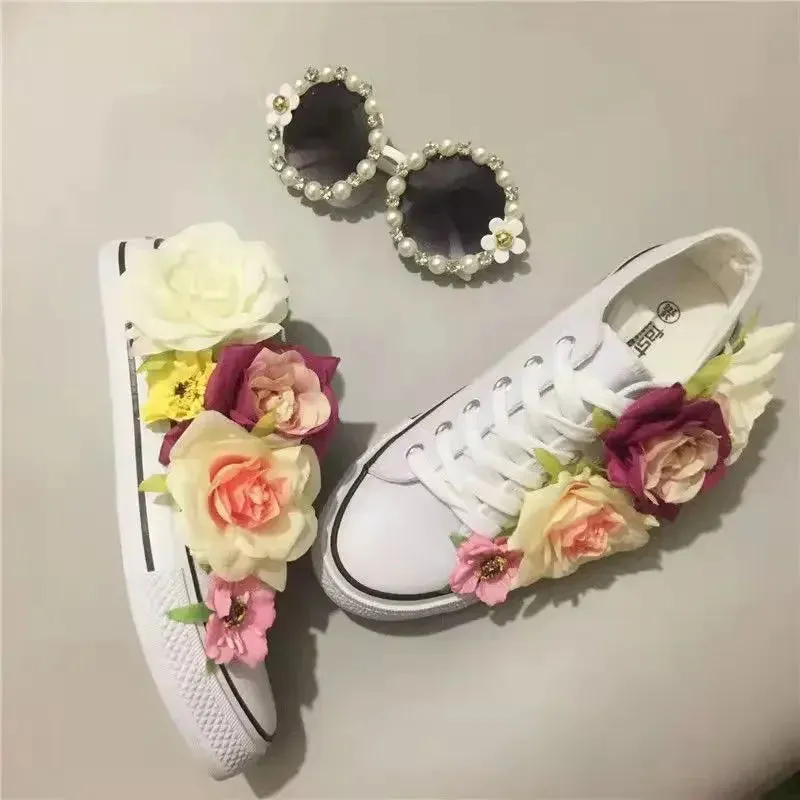 binfenxie  -  Women's Sports Shoes High-top Canvas Shoes Sweet Lace-up Shoes for Women White / Black Flowers Student Pretty Fairy Sneakers