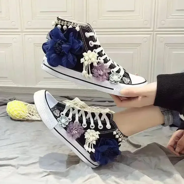 binfenxie  -  Women's Sports Shoes High-top Canvas Shoes Sweet Lace-up Shoes for Women White / Black Flowers Student Pretty Fairy Sneakers