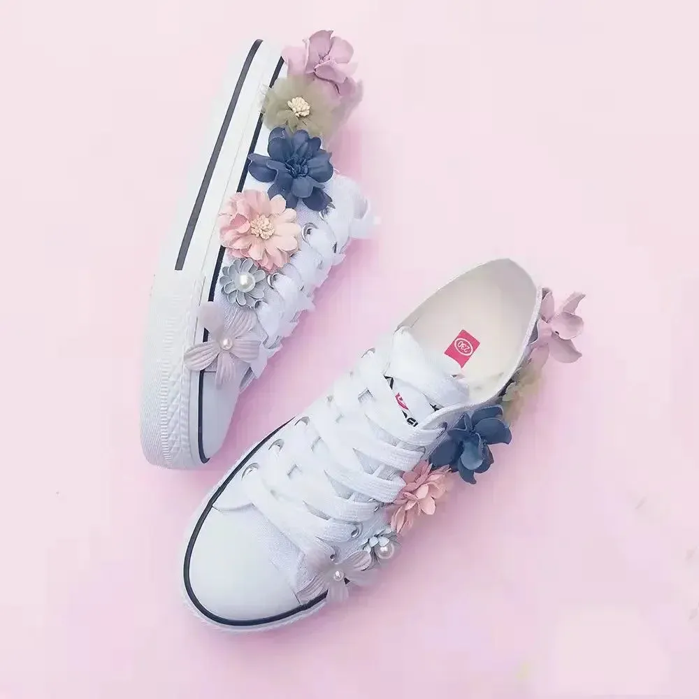 binfenxie  -  Women's Sports Shoes High-top Canvas Shoes Sweet Lace-up Shoes for Women White / Black Flowers Student Pretty Fairy Sneakers