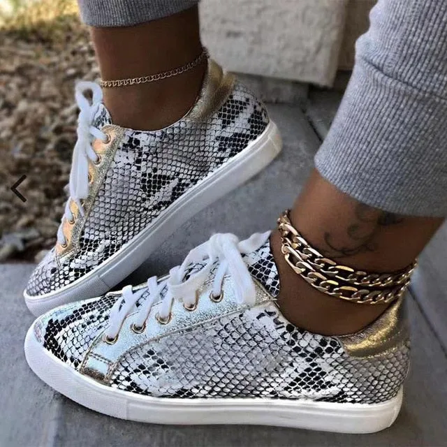 Size 38-43 Women Serpentine Prints PU Leather Vulcanized Shoes Lace up Female Sneakers Fashion Casual Platform Woman Flat Shoes